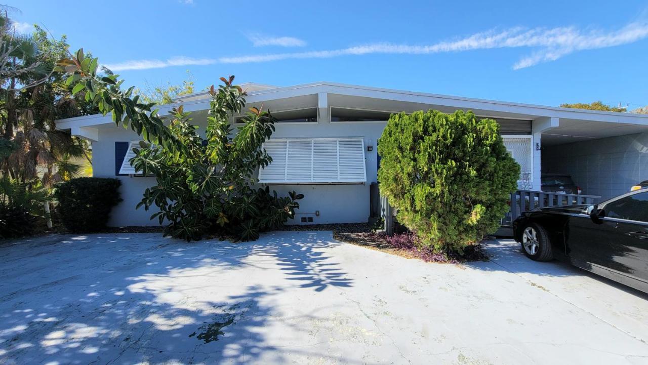 Beachway Inn Lantana Buitenkant foto