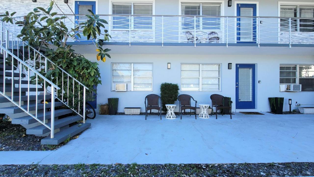 Beachway Inn Lantana Buitenkant foto