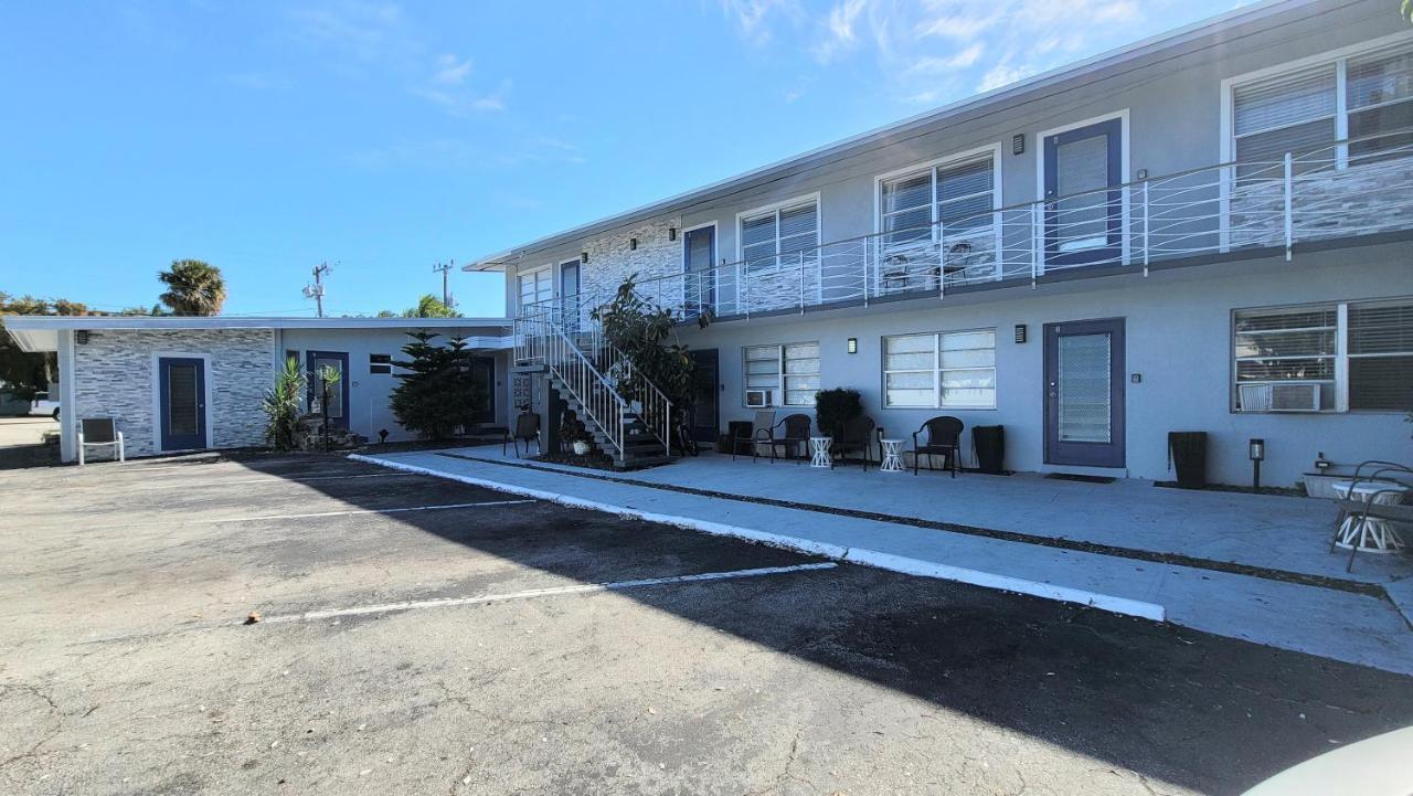 Beachway Inn Lantana Buitenkant foto