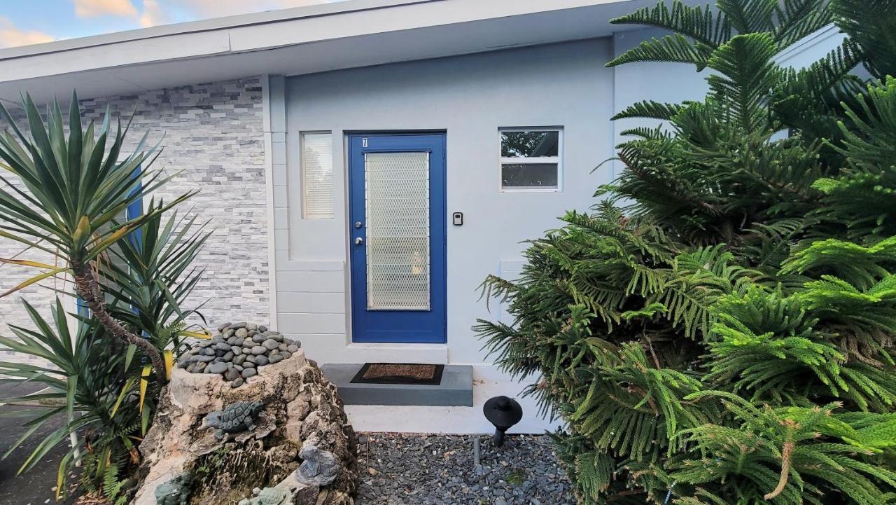 Beachway Inn Lantana Buitenkant foto